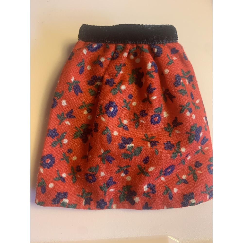 Vintage Barbie  Terrific Twosome RARE SUPER RARE Pak RED FLORAL Skirt MINT